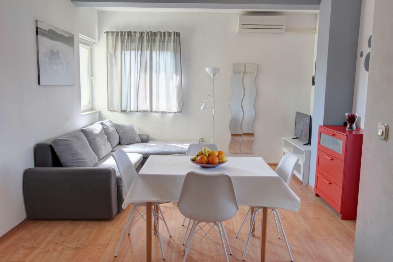 Apartman 普拉 外观 照片