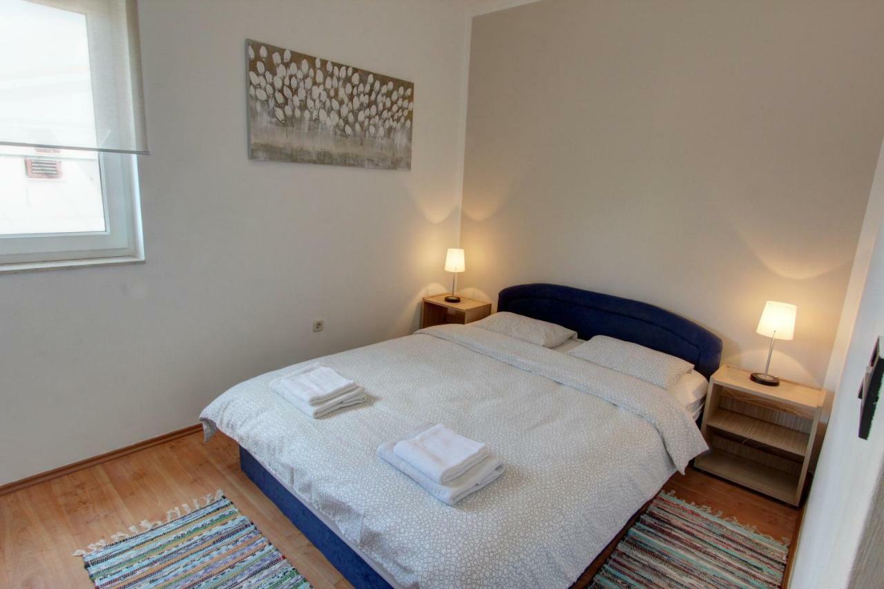 Apartman 普拉 外观 照片